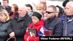 Похороны погибшего в Украине российского военнослужащего, Петрозаводск, весна 2022 года  