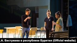 Сергей Левицкий на репетициях драмтеатра Бурятии