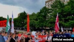 На митинг 9 июня пришли около 400 человек