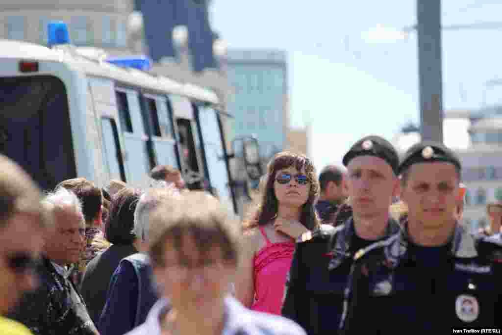 Сто дней после убийства Бориса Немцова. Большой Москворецкий мост, 7 июня 2015 года