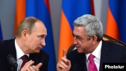 V.Putin və S.Sarkisian