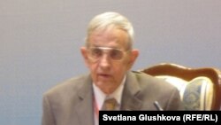 Нобель сыйлығының лауреаты Джон Форбс Нэш. Астана, 24 мамыр 2012 жыл.