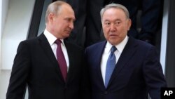 Ресей президенті Владимир Путин мен Қазақстан президенті Нұрсұлтан Назарбаев. Сочи, 14 мамыр 2018 жыл.