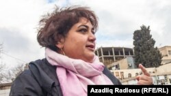 Azerbaijan -- Baku. RFERL journalist Khadija Ismayil and her lawyer Elton Guliyev 